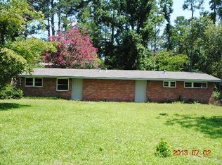 1018 Clarkson St, Coushatta, LA 71019