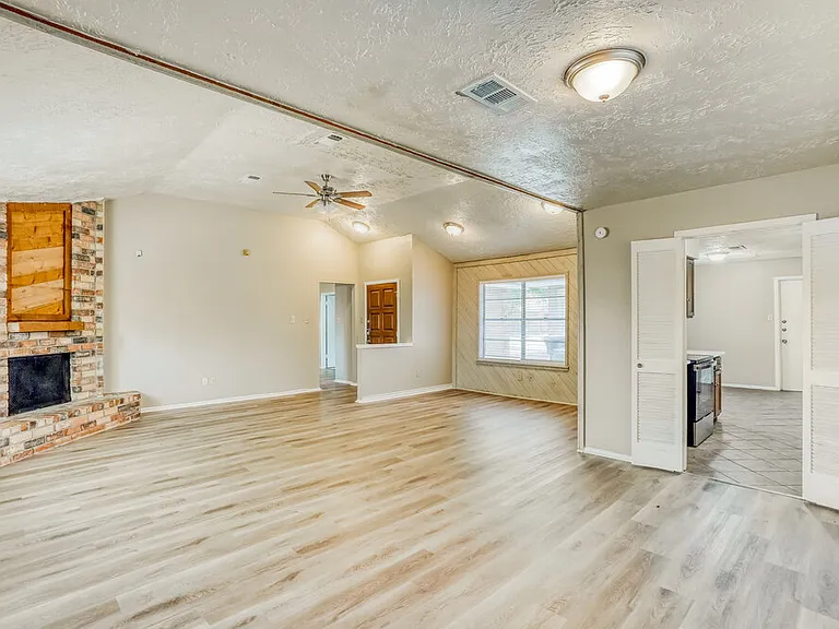 8403 Quail Burg Ln — Photo 6