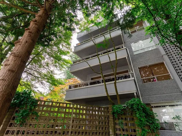 1412 W 14th Ave #406, Vancouver, BC V6H 1R3