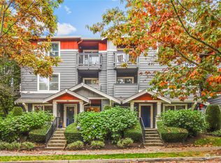 1696 25th Ave NE UNIT 302, Issaquah, WA
