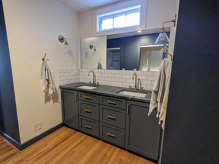 1421 Woodland Dr — Photo 22