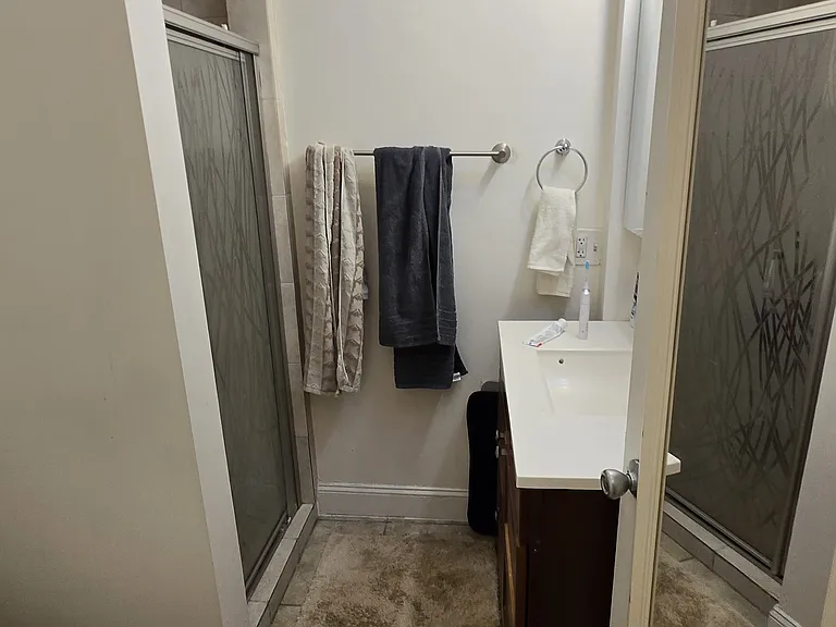 21 Rossmore St #2 — Photo 7
