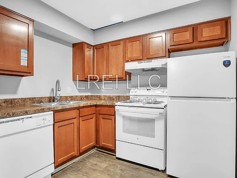 3400 Lesway Ct #7 — Photo 9