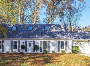 32650 Greenwood Dr, Avon Lake, OH 44012