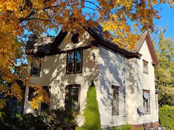 601 S Jefferson St, Woodstock, IL 60098