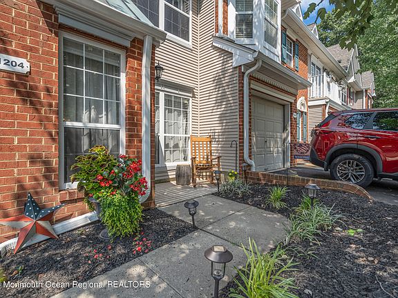 4th image of 1204 King George Lane