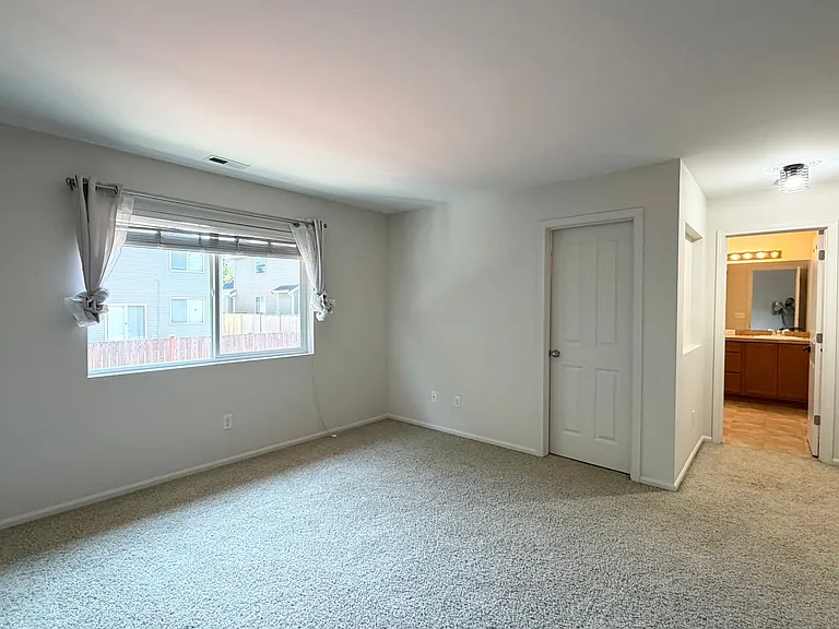 6710 Charlotte Ave SE — Photo 12
