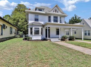 1114 W 4th St, Coffeyville, KS 67337