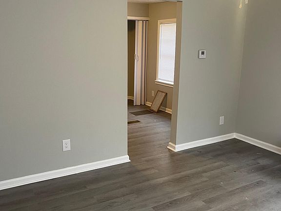 3rd image of 551 E 6th St #A