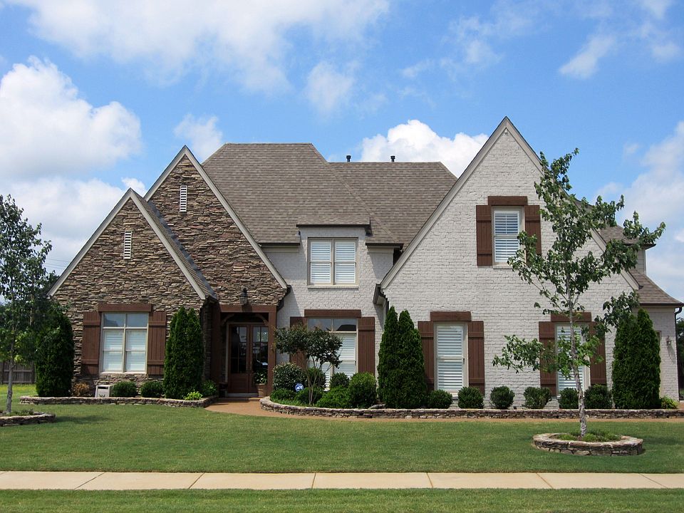 1785 Shoal Creek Lane
