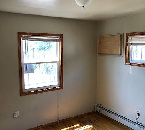 5th image of 10459 165th St