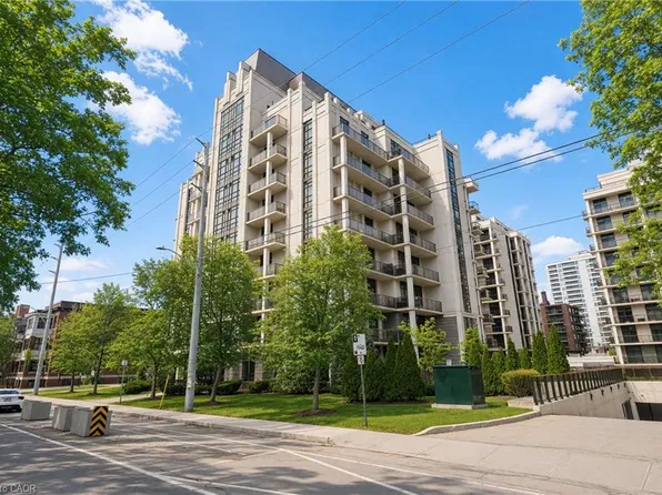 90 Charlton Ave W #Penthouse 1, Hamilton, ON L8P 0B4
