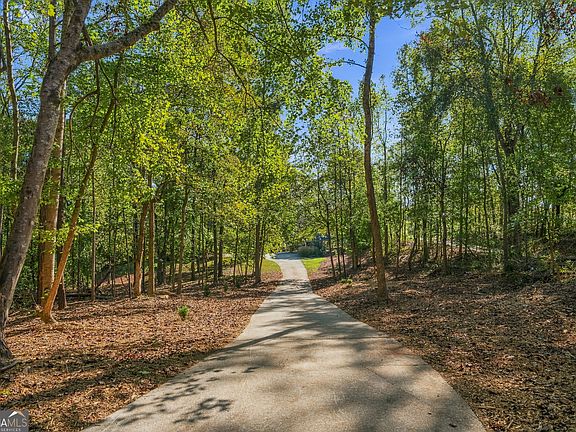 4th image of 5522 Tyree Rd