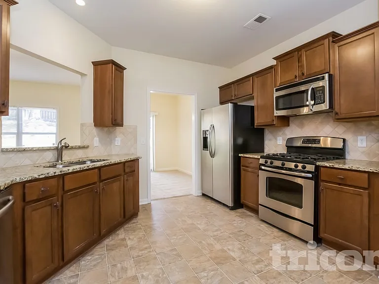 227 Bethany Manor Ct — Photo 5