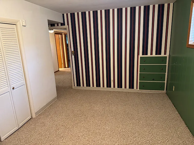 2527 Greenway St — Photo 24