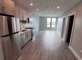 80 Antwerp St #2, Brighton, MA 02135