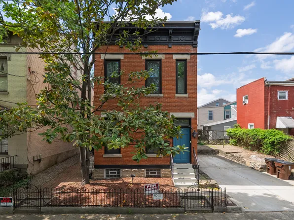 1311 Greenup St, Covington, KY 41011