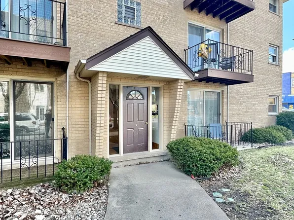 3150 N Neva Ave APT 3A, Chicago, IL 60634