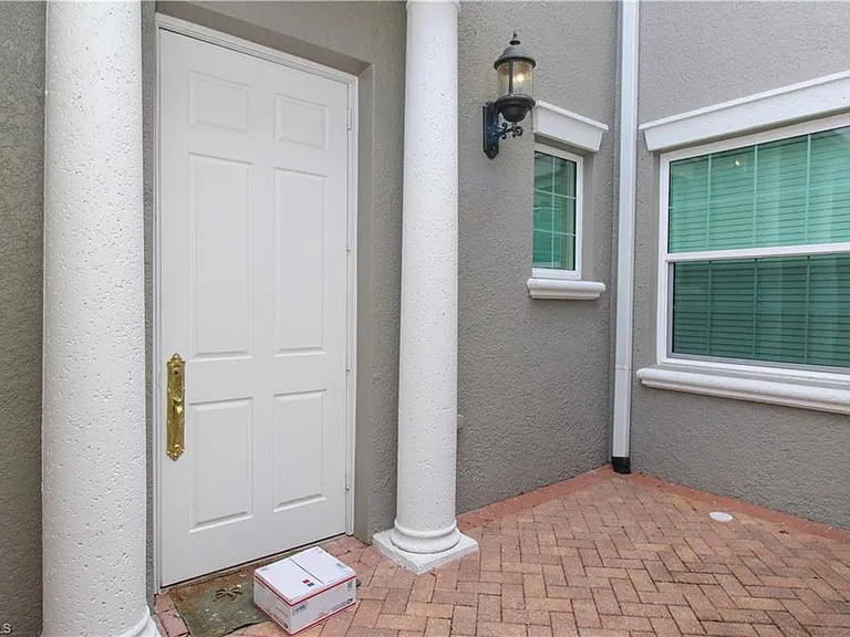 9224 Campanile Cir #203 — Photo 7
