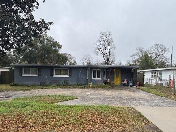 4 Bed 2 Bath Home - 724 N 46th Ave, Pensacola, FL property image
