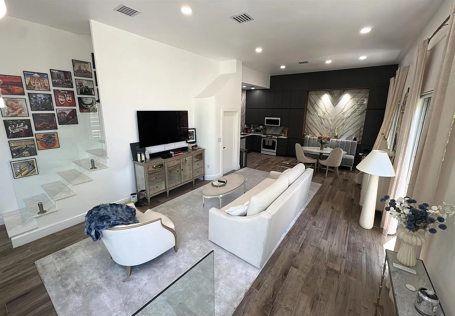 2 bed, 1590 sqft, $12,000 — Photo 3