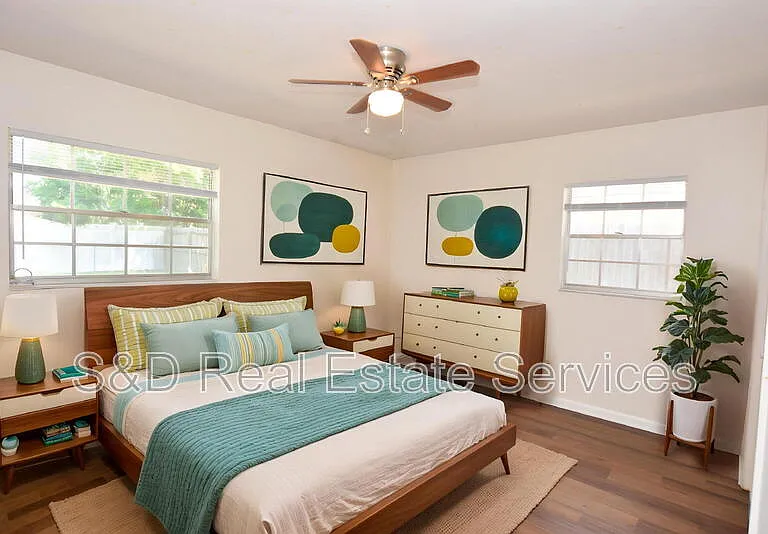 204 Chaucer Ln — Photo 14