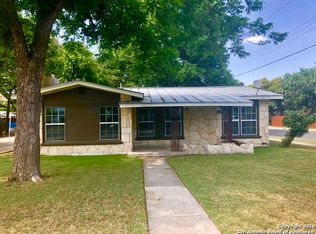 1303 W Winnipeg Ave, San Antonio, TX 78225