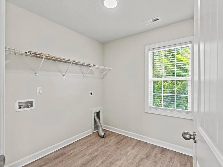 1109 Carteret Manor Dr — Photo 15