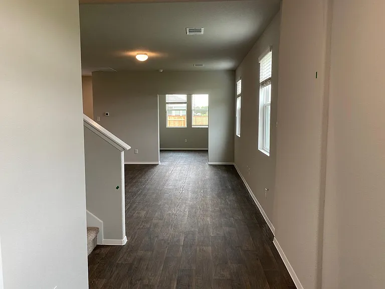 145 Free Stone Dr — Photo 23