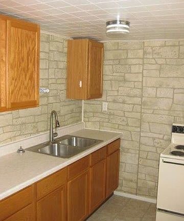 2nd image of 1805 Wilder Ave