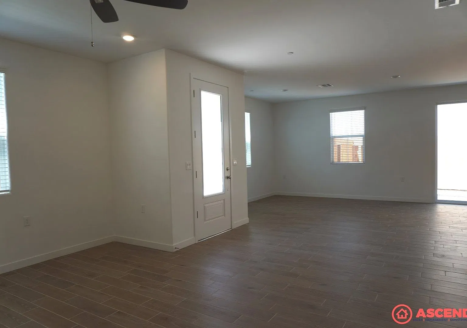 Move-In Ready New Construction 4 Bed, 2.5 Bath, Solar-Powered, Pet-Friendly — Photo 3