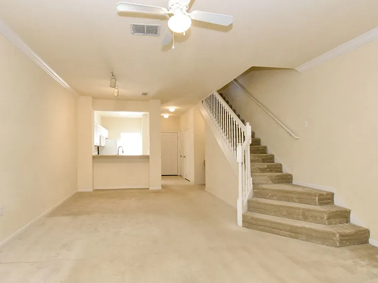 4814 NW 44th Ave #107 — Photo 3