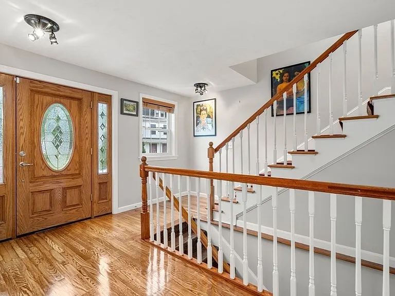 104 Crescent St #1 — Photo 11