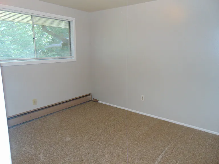 2420 Clearview Ave #3 — Photo 7
