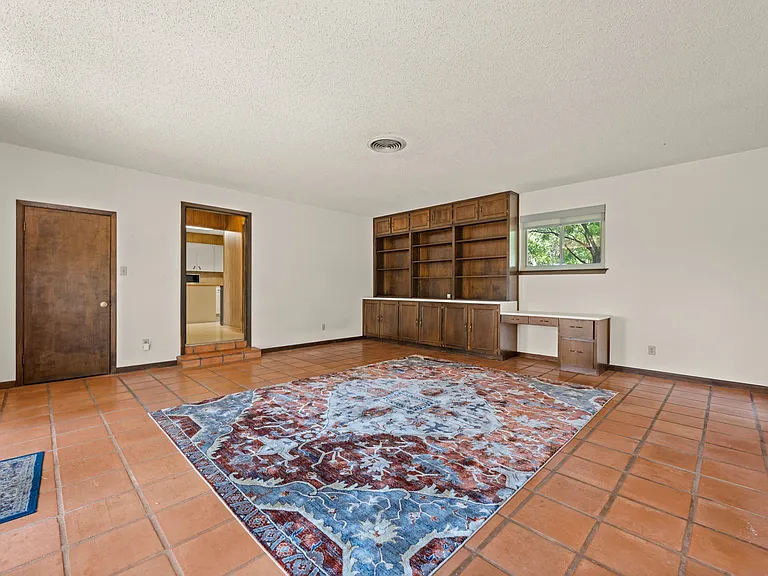 6501 Mesa Dr — Photo 15