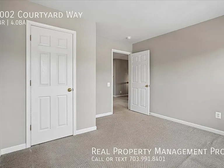 7002 Courtyard Way — Photo 27