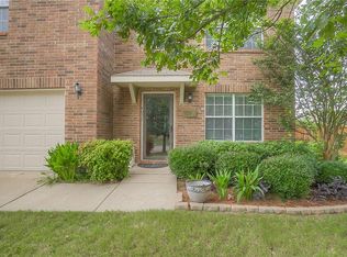 4015 Collin Ct, Heartland, TX 75126