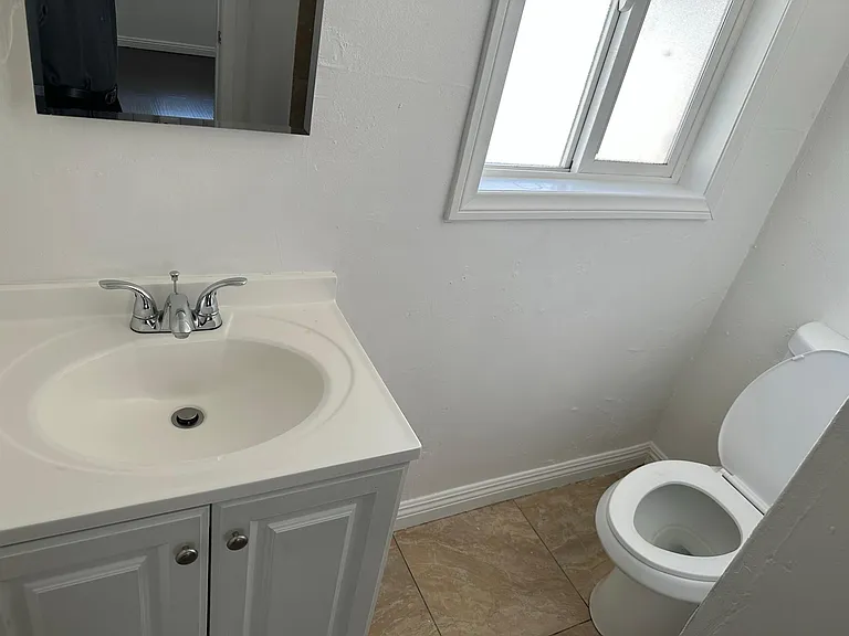 45307 Sierra Hwy — Photo 7