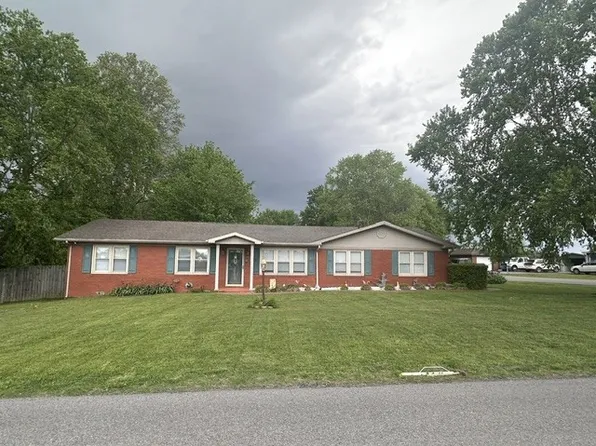 355 Lafayette St, Cadiz, KY 42211