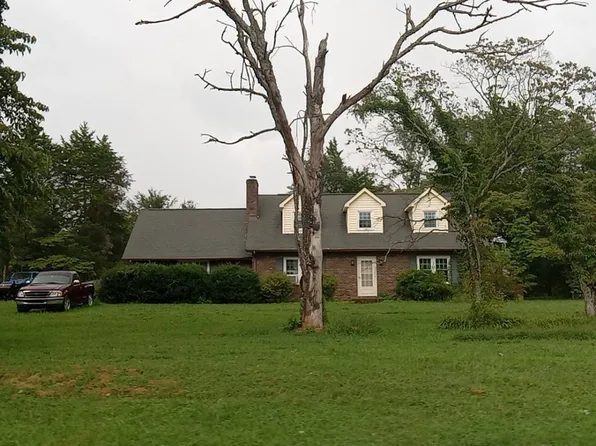 111 Lisha Ln, Statesville, NC 28625