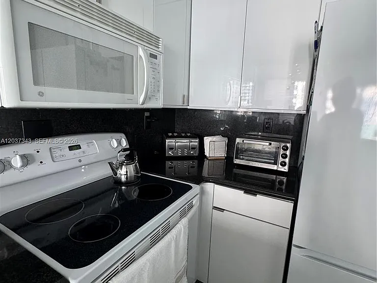 2501 S Ocean Dr #1105 — Photo 13