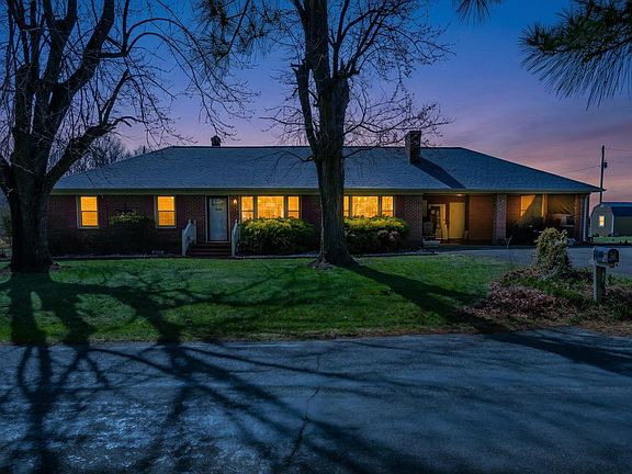 3rd image of 63 Morris Church Rd