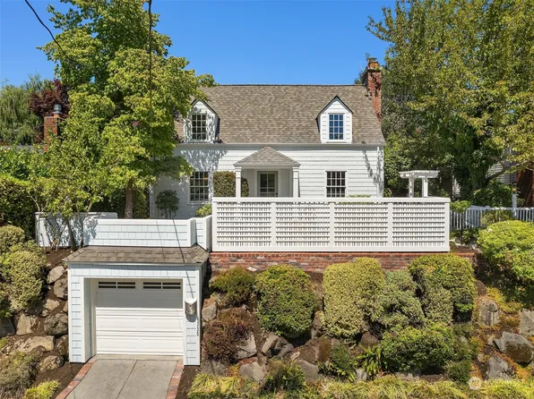 4330 NE 55th Street, Seattle, WA 98105