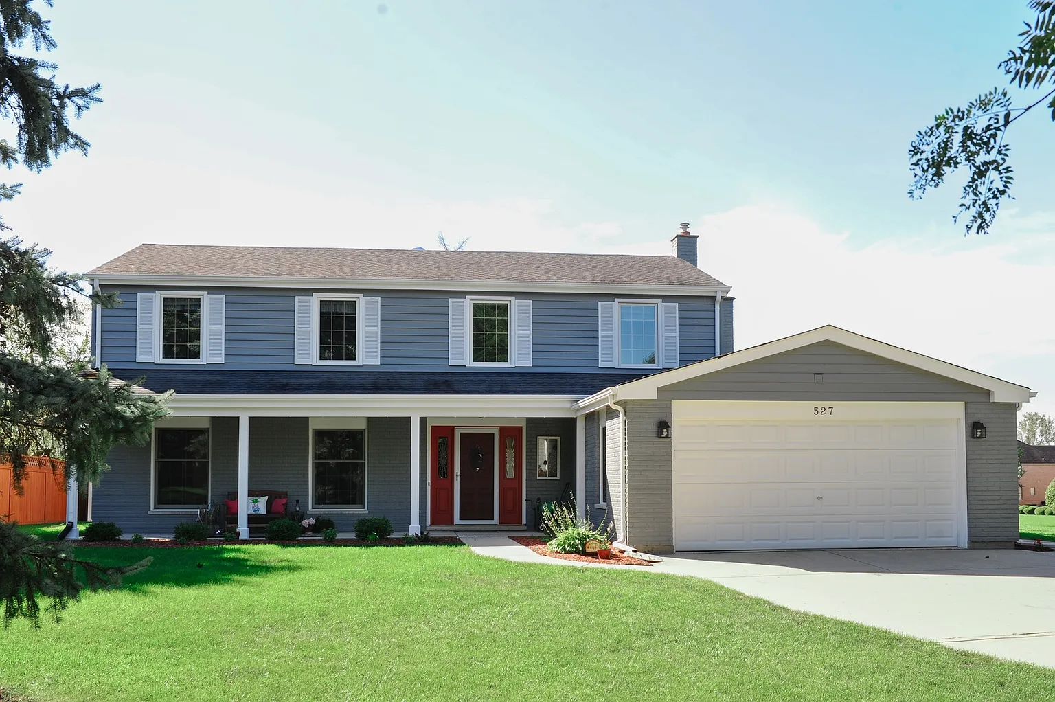 527 Sandy Ln photo 1