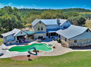 675 Town Creek Rd, Kerrville, TX 78028