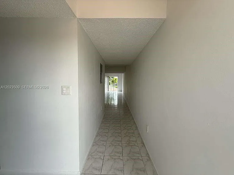 1137 NW 123rd Ct #610 — Photo 5