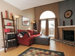 11133 W 17th Ave APT 102, Lakewood, CO 80215