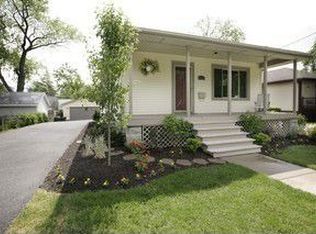 18103 Riegel Rd, Homewood, IL 60430