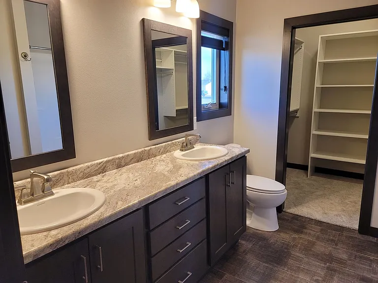 114 Devitt Dr — Photo 15