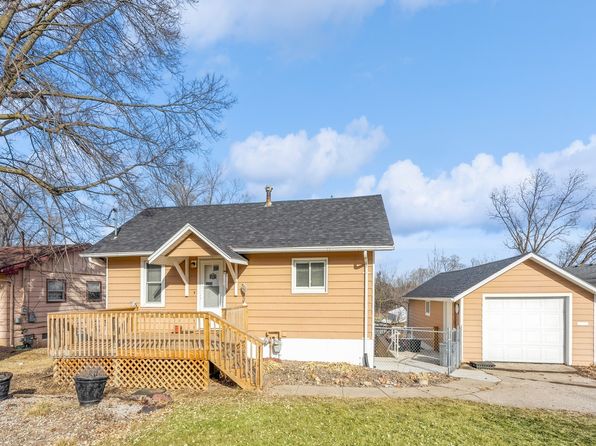 3068 Highway F48 W, Newton, IA 50208